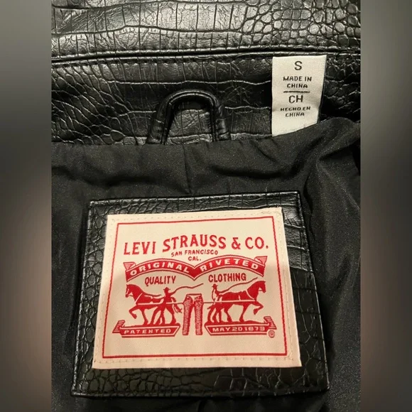 Levi’s black croc faux leather moto jacket - Picture 10 of 15